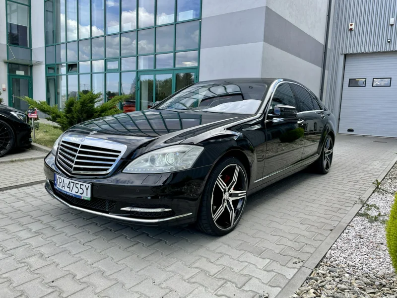 Mercedes S 550 LIFT. 5.5 V8 388 KM. 60 000 km. Japonia. Bezwypadkowy. W221(2007-2013)